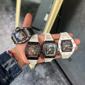 Reloj Deportivo Automático para Hombre Tonneau Skeleton con Correa de Silicona Multicolor, Reloj de Pulsera de Lujo con Diseño Esqueleto - Product Image 4