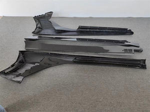 Utilisé pour Lamborghini <span class=keywords><strong>Aventador</strong></span> Lp700 modification SVJ style jupe latérale en fibre de carbone quatre pièces kit carrosserie - Product Image 2