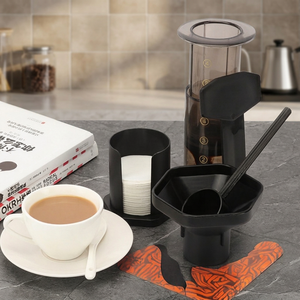 Mini cafetière à piston écologique portative |   Cafetière de voyage portable en plastique PC transparent, design moderne et luxueux - Product Image 3