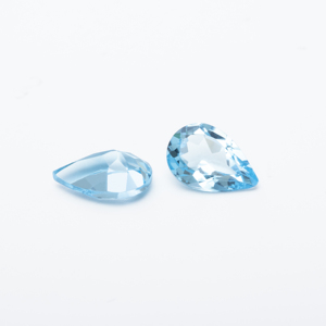 Proveedor de Topacio Azul Cielo en Forma de Pera, Gema Natural Auténtica de Primera Calidad, Gemas Brillantes de la Tierra - Product Image 6
