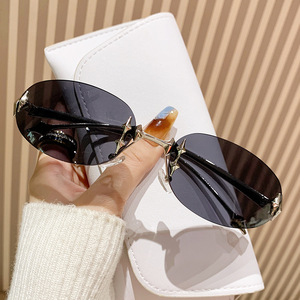 European American Style <b>Frameless</b> Oval Sunglasses UV400 Metal <b>Frame</b> PC Lens Unisex Outdoor Sun Protection - Product Image 1