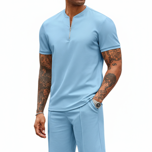 Logotipo personalizado de verano para hombre de entrenamiento de fútbol Jogger pantalones cortos conjunto para los hombres de 2 piezas traje de camiseta y pantalones cortos conjunto - Product Image 1