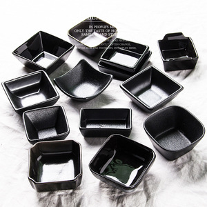 Plat de service en porcelaine fine céramique, forme irrégulière, motif uni, style <span class=keywords><strong>moderne</strong></span> et épuré, pour condiments (moutarde, vinaigre), origine Chine - Product Image 5