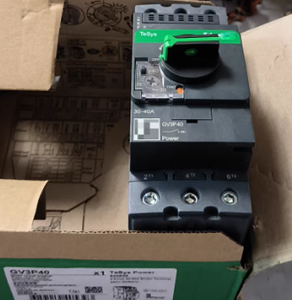 Disjoncteur thermomagnétique GV3P d'origine GV3P40, type bouton rotatif, plage de déclenchement thermique : 30-40A, borne EverLink <span class=keywords><strong>BTR</strong></span> - Product Image 4