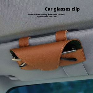 Support universel en cuir souple haut de gamme pour lunettes de soleil, à clipser sur pare-soleil, pour pièces intérieures de voiture – Vente en gros - Product Image 6