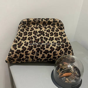 Nouvelle annonce : <span class=keywords><strong>Sac</strong></span> pochette mignon en tricot imprimé léopard, rangement cosmétique, <span class=keywords><strong>sac</strong></span> à <span class=keywords><strong>main</strong></span> décontracté 3D tricoté pour femme - Product Image 3