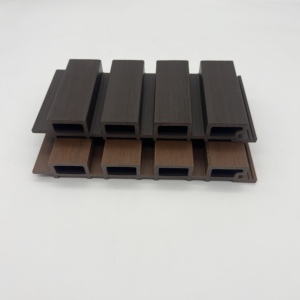 Panel de Pared Exterior WPC Económico, Práctico, de Baja Absorción de Agua, Repelente al Polvo, Ideal para Garajes, Cuartos de Almacenamiento y Revestimiento de Paredes Exteriores - Product Image 3