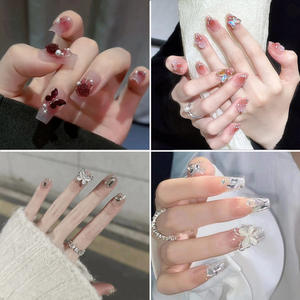 Ensemble de 24 faux <span class=keywords><strong>ongles</strong></span> artisanaux à couverture complète, vente en gros, vente chaude, <span class=keywords><strong>ongles</strong></span> en forme d'amande avec paillettes de diamant cassé et papillon - Product Image 2