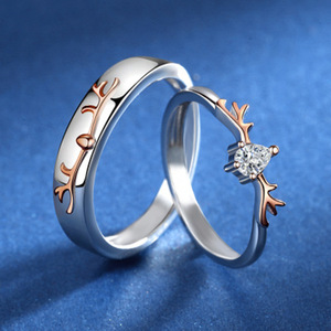 Set di Anelli Moda a Forma di Corna di Cervo, Bicolore in Rame e Zirconi, Gioielli Eleganti e Moderni, Idea Regalo - Product Image 4
