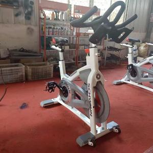 <span class=keywords><strong>Bicicleta</strong></span> de Spinning Comercial 2024, con Volante Trasero de Aleación de Aluminio y Acero, Personalizable, Unisex, con Volante Novatec de 4.2 kg - Product Image 6