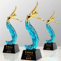 Trophée en résine cristalline créatif personnalisé pour les compétitions de danse latine, de ballet et de yoga, récompense pour les champions, fabriqué en Chine WDY-0513