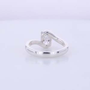 Anillo de Compromiso con Diamante de Corte Ovalado Starsgem, Plata 925, Estilo Clásico para Mujer, Anillo con Diamante de Laboratorio - Product Image 2