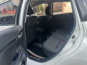 Xe đã qua sử dụng 2019 Fit 1.5L số tự động Comfort I-VTEC, thời gian tăng tốc 8.8 giây, chiều dài 4100mm, đèn LED, tay lái bên trái, ghế vải, đáng tin cậy - Product Image 4