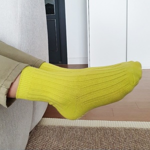 Chaussettes antidérapantes pour bébés et chaussettes en coton pour tout-petits de marque coréenne, avec ajustement breveté à 90 degrés pour les petits actifs - Product Image 4