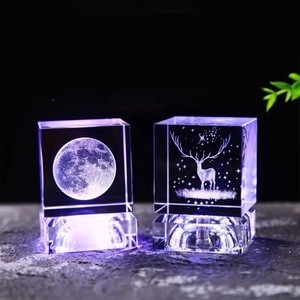 K9 Pha Lê <span class=keywords><strong>Cube</strong></span> 3D Laser Khắc <span class=keywords><strong>Cube</strong></span> Glass Giáng Sinh Eve Hành Tinh Mô Hình Bóng Hình Dạng Valentine Của Món Quà Lưu Niệm Gia Đình Bộ Quà Tặng - Product Image 3