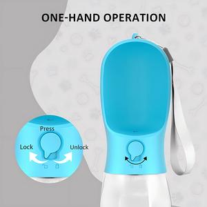 Botella de Agua 3 en 1 para Perros de 20 oz, Contenedor de Alimentos, Dispensador de Bolsas para Excrementos |   Dispensador de Agua Portátil a Prueba de Fugas para Mascotas con Clip de Mosquetón |   Viajes - Product Image 4