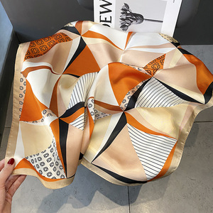 Écharpe carrée en satin imprimé de luxe, motif plume artistique, motif ceinture rétro, effet <span class=keywords><strong>soie</strong></span>, pour <span class=keywords><strong>femme</strong></span>, 70x70cm - Product Image 6
