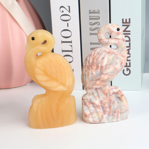 Vente en gros de sculptures d'animaux en pierre naturelle, sculptures d'oiseaux en cristal, statues de flamants roses en pierres précieuses pour la décoration de table - Product Image 1