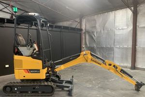 2026 Best 9017F Crawler Mini Excavator 1.7 Ton Zero Tail Swing Hydraulic Digger High <b>Load</b> Moment 1 Year Warranty 0.045m Bucket - Product Image 6