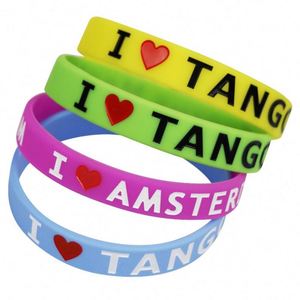 Bracelet de sport en silicone lumineux personnalisé avec couleurs et logo, bracelet promotionnel en caoutchouc avec moules existants - Product Image 1
