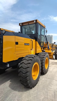 Niveleuse à lame flottante STG170C-8S économique pour projets municipaux et agricoles