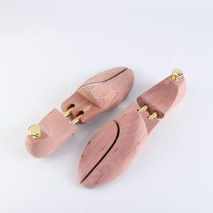 Embauchoirs en bois de cèdre avec ressort double tube et conception réglable pour la protection contre les plis, pour <span class=keywords><strong>chaussures</strong></span> en cuir homme et femme - Product Image 3