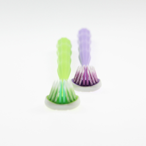 Brosse à dents manuelle moderne à trois têtes, couleur unie, tendance, très vendue, pour une meilleure hygiène buccale - Product Image 4