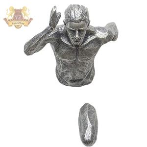 ประติมากรรมแขวนผนังภายใน,ประติมากรรมผู้ชายไฟเบอร์กลาสวิ่งติดผนังประติมากรรมนามธรรมแบบกำหนดเองเรซิ่น3D - Product Image 4