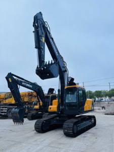 Escavatore Cingolato <span class=keywords><strong>Hyundai</strong></span> HX220 con Motore Cummins, Nuovo Escavatore a Basso Prezzo <span class=keywords><strong>Hyundai</strong></span> HX220HD, Escavatore Usato di Medie Dimensioni da 22 Tonnellate - Product Image 4