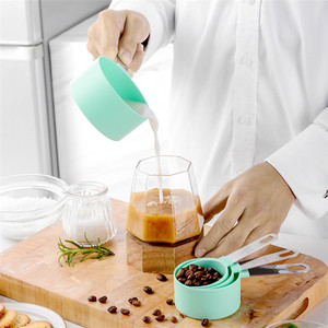 Wholesale Kitchen <b>Baking</b> Accessories Novelty 8 Piece Stainless Steel Handle Green Plastic Dough Measuring Cups and Spoons <b>Set</b> - Product Image 5