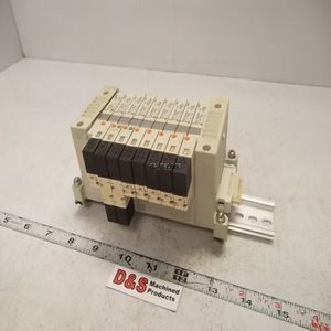 ชุดควบคุม PLC <span class=keywords><strong>ร</strong></span>ุ่นใหม่ <span class=keywords><strong>9</strong></span> วาล์ว (6) Vq1101ry5, (2) Vq1401ry5 มีสินค้าในคลังสินค้า - Product Image 1