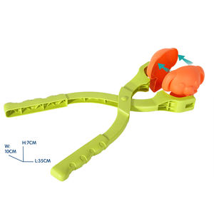 QS personnalisé enfants jeu en plein air 35CM grande taille 3D Animal drôle en plastique boule de neige combat faisant neige Clip estampillé moule jouets - Product Image 1