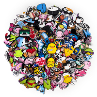 Neu Großhandel PVC Benutzerdefinierte Clog Schuh Charms Designer Schuhdekoration Bulk PVC Schuh Charms Bulk Benutzerdefinierte Clogs Charms