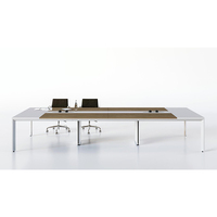Table de conférence de bureau en bois moderne, capacité de 12 personnes, vente directe d'usine, bureau de réunion extensible, mobilier