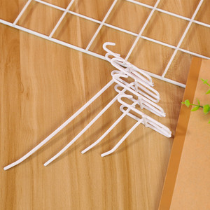 Shop Display Metal <b>Hooks</b> Accessories Supermarket Display <b>Hooks</b> Metal Steel <b>Plastic</b> Hanger <b>Hooks</b> - Product Image 1