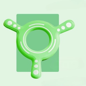 ของเล่นบูมเมอแรงใหม่สำหรับเด็กชายอายุ 2-4 ปี เหมาะสำหรับพ่อแม่ ใช้เล่นในสวนสาธารณะ กีฬากลางแจ้ง จานบินนุ่ม ยางสามใบพัด - Product Image 6