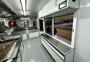 รถพ่วงขายอาหารเชิงพาณิชย์พร้อมหน้าต่างเสิร์ฟและตู้โชว์เค้กแบบแช่เย็นสำหรับขนมทาร์ตบนดาดฟ้าในชิคาโก - Product Image 5