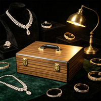 Boîte à bijoux en bois plaqué sur mesure avec doublure en velours, quincaillerie dorée, poignée en cuir, emballage de luxe pour la présentation en magasin et le rangement à domicile
