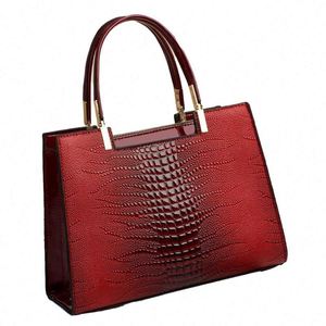 2025 Hot Selling Large Diamond Lattice PU Leather Womans <b>Handbags</b> Fashion Ladies Tote Bags Simple Woman Bags for Commuting - Product Image 2