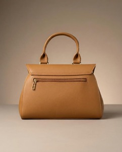 Sac à bandoulière en cuir très demandé pour femmes, idéal pour le bureau, les voyages et une utilisation quotidienne, disponible à un prix raisonnable. - Product Image 4