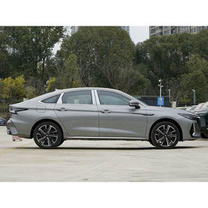 Économe en carburant <span class=keywords><strong>voiture</strong></span> d'occasion Chery Arrizo <span class=keywords><strong>8</strong></span> R18 de taille de pneu essence à <span class=keywords><strong>vendre</strong></span> - Product Image 2