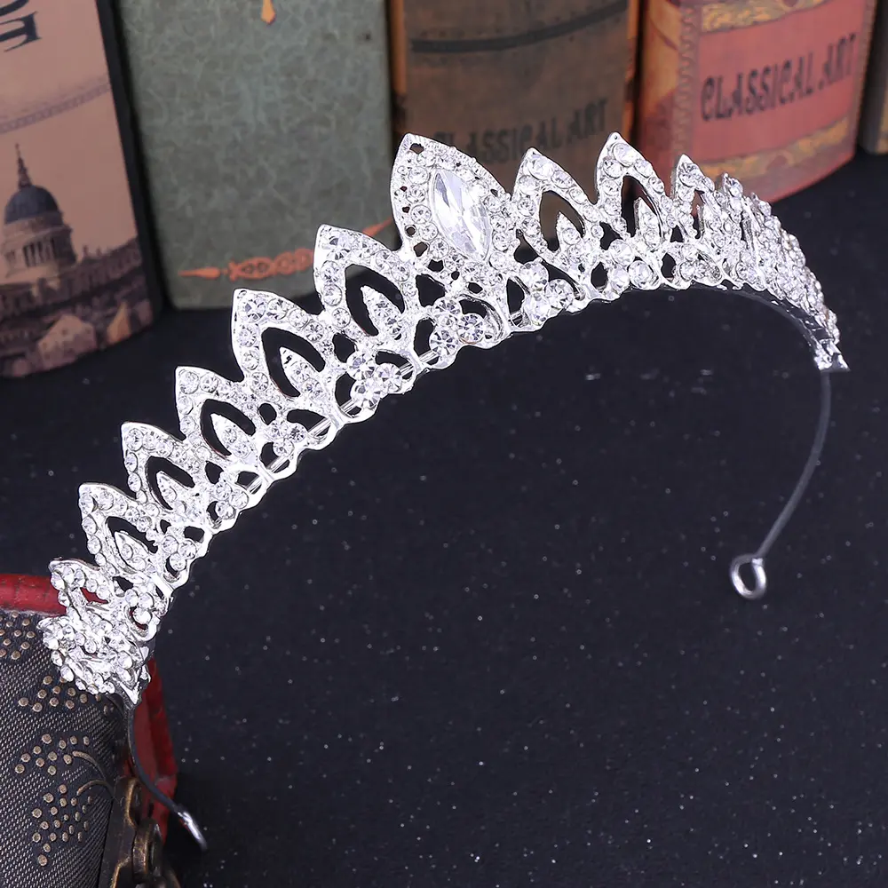 Elegant Fashion Wedding Bride Tiara Crown Hair Jewelry Ornament Women Alloy White Crystal Rhinestone Leaf Tiara Crown