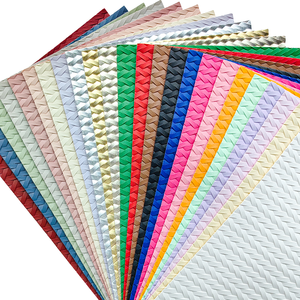 Cuir synthétique non tissé de couleur unie 0,8 mm résistant à l'abrasion, <span class=keywords><strong>PU</strong></span> gaufré tendance pour sacs et usage décoratif - Product Image 4