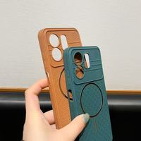 Étui de téléphone BAILI Factory, vente chaude, pas cher, entièrement enveloppé, souple, anti-chute, sangle en TPU, motif magnétique doré pour Tecno Spark 10 Pro