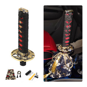 Pommeau de levier de vitesse de voiture en alliage d'aluminium, style épée de samouraï, 15cm, conception ergonomique pour transmission manuelle - Product Image 1
