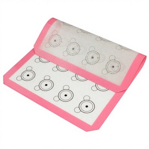 Moule à muffins et cupcakes en silicone écologique 12 cavités, antiadhésif, résistant aux hautes températures, compatible lave-vaisselle et four, ustensiles de cuisson - Product Image 3