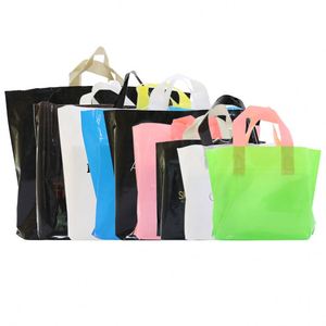 ถุงพลาสติก PVC ขนาดใหญ่แบบกำหนดเอง พร้อมคลิปหนีบสำหรับอาหาร ของขวัญ เครื่องประดับ รองเท้า บรรจุภัณฑ์สำหรับร้านบูติก ถุงช้อปปิ้ง คุณภาพดี ทนทาน หรูหรา - Product Image 2