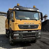Camions bennes d'occasion Sinotruck Howo 6x4 8x4 10 12 roues 40 50 60 tonnes 20 25 m³ à prix abordable à vendre