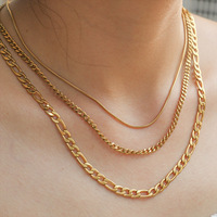 Collier à chaîne à maillons en acier inoxydable à trois couches pour femmes plaqué or Style tendance hypoallergénique étanche pour les fêtes en gros