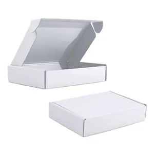 现货供应不同尺寸的白色瓦楞纸板邮件机运输包装盒